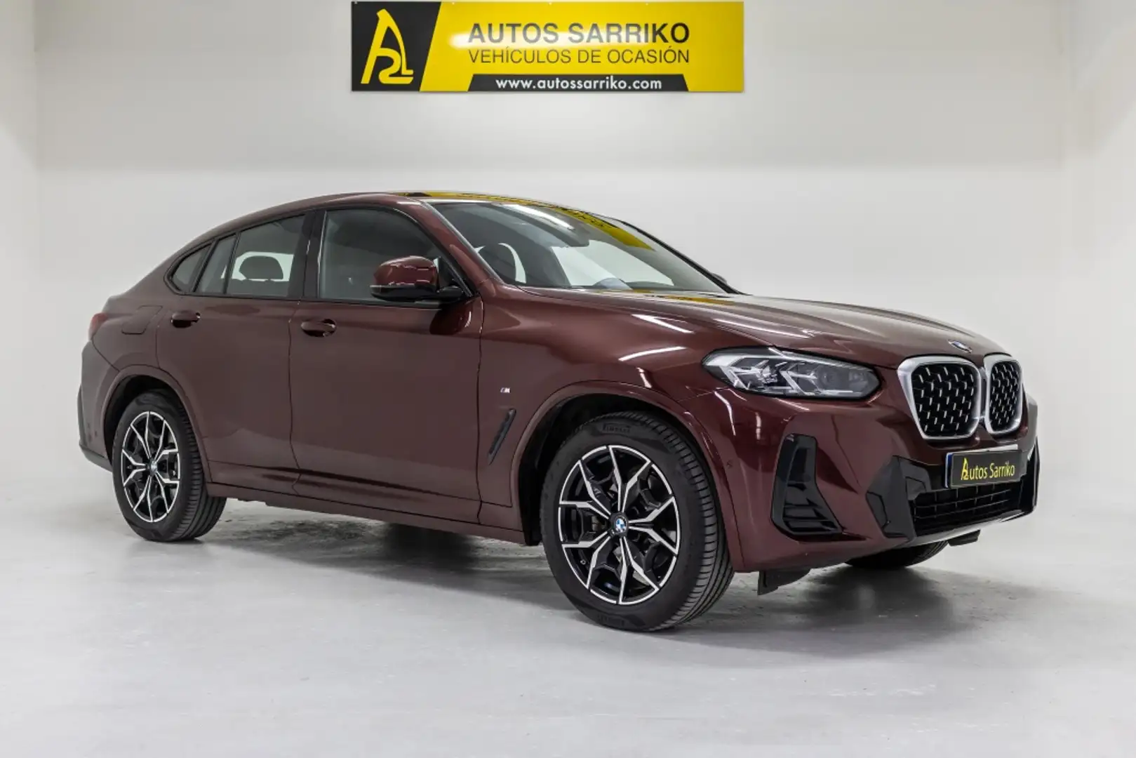 BMW X4 xDrive 20dA xLine M Sport Burdeos - 1