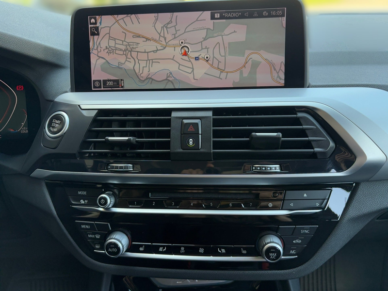 BMW X3 xDrive20d — photo 10