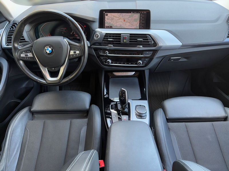 BMW X3 xDrive20d — photo 9