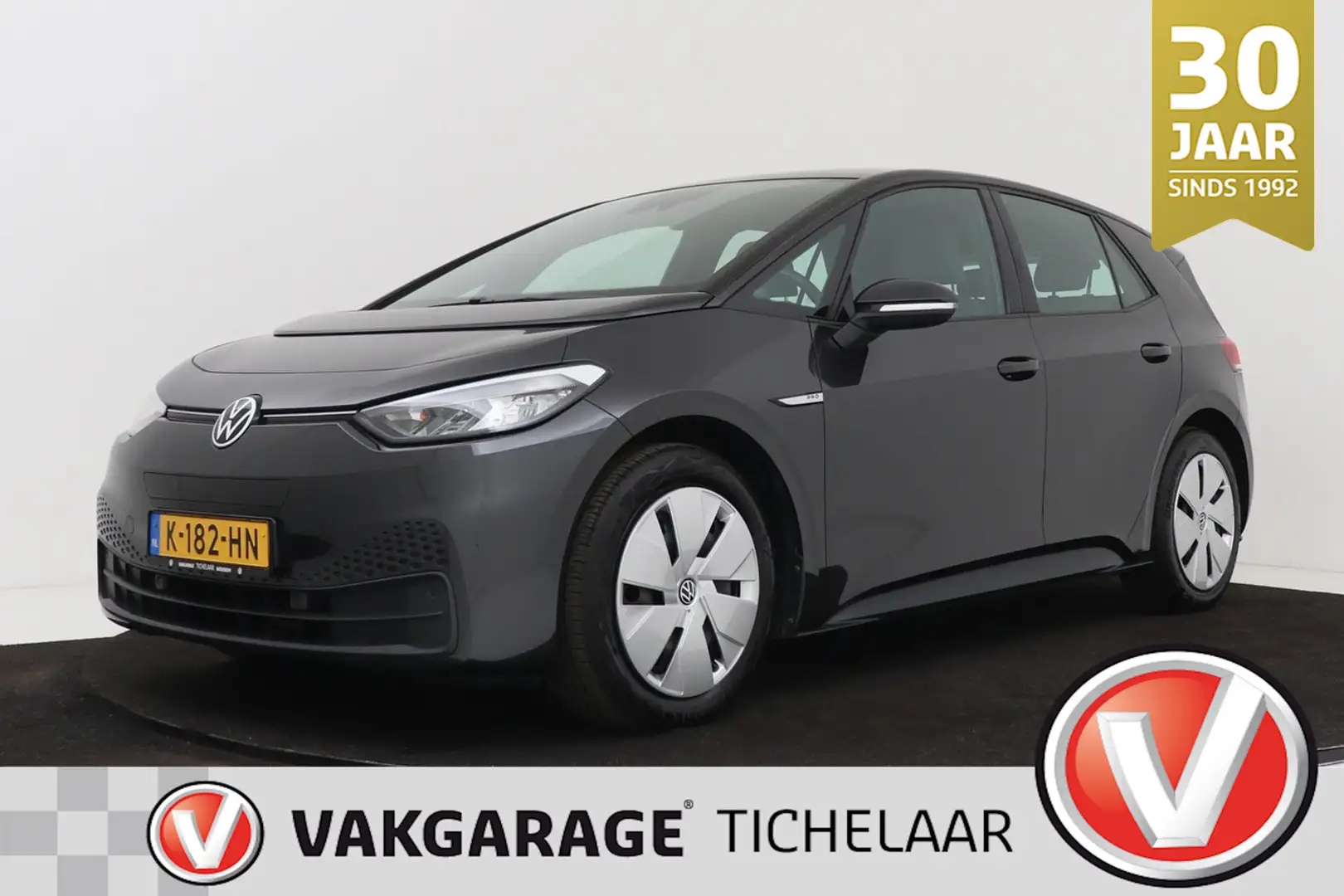 Volkswagen ID.3 Life 58 kWh | Org NL | CarPlay | 77.000 KM | Stoel Grijs - 1