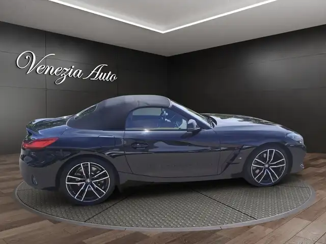 BMW Z4 view 9