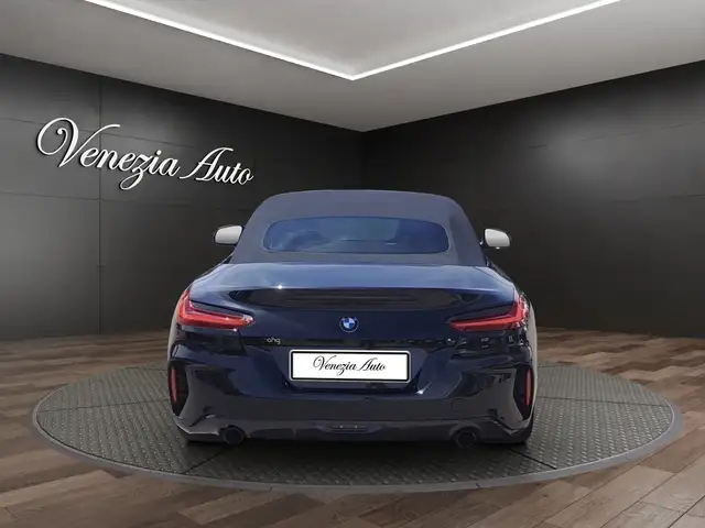 BMW Z4 view 4