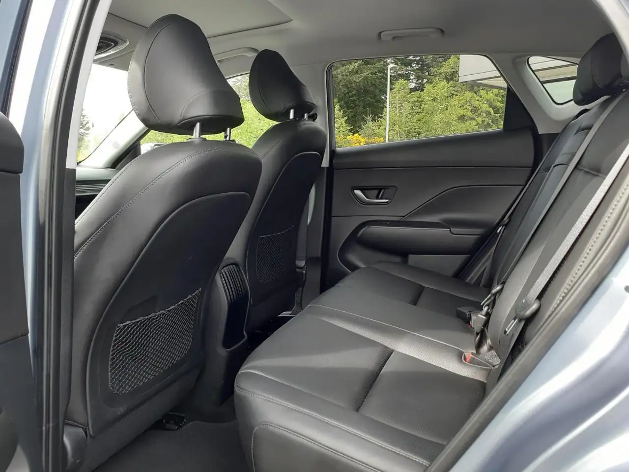 Hyundai KONA снимка Hyundai KONA