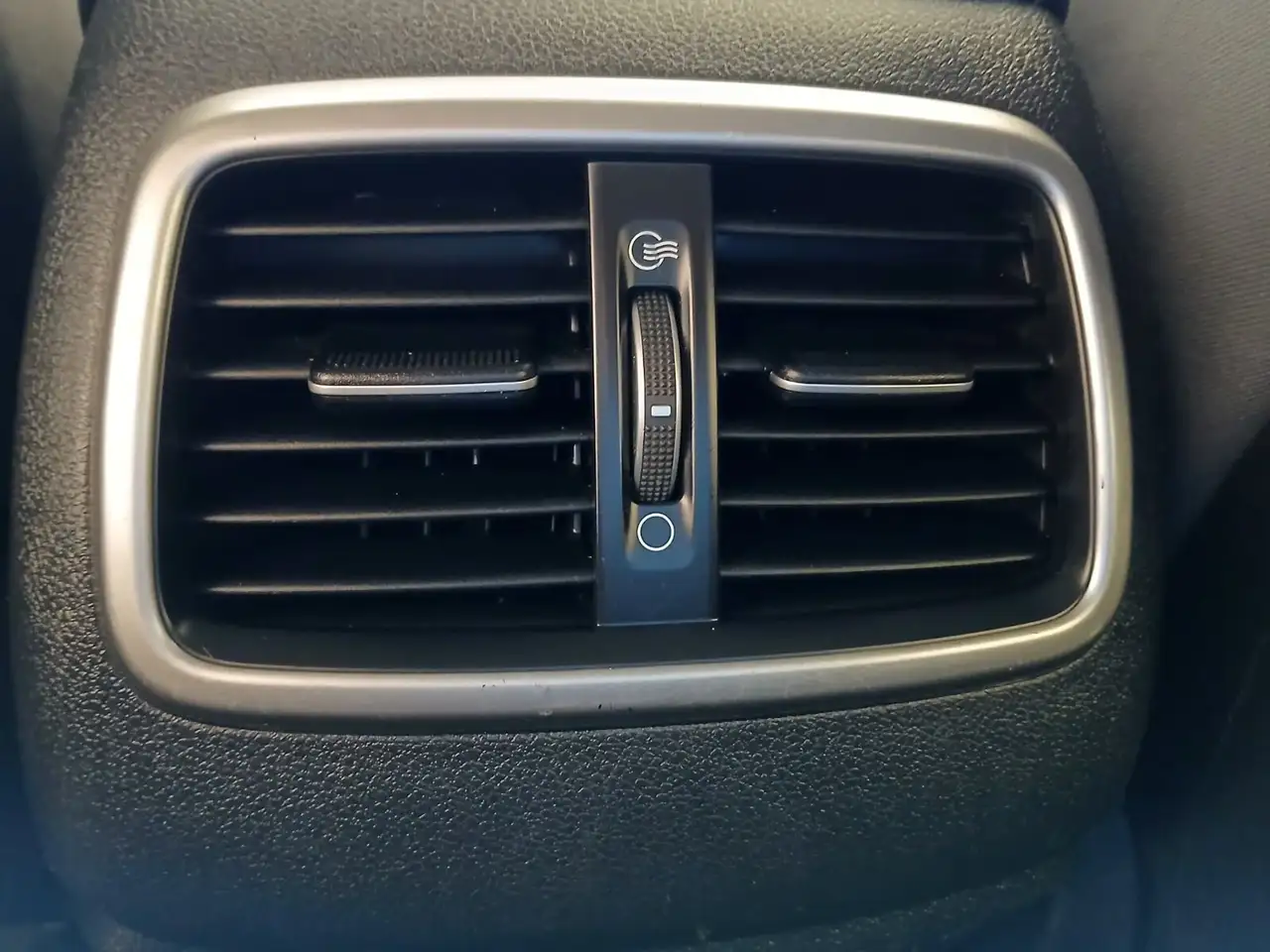 Kia Sorento photo Kia Sorento