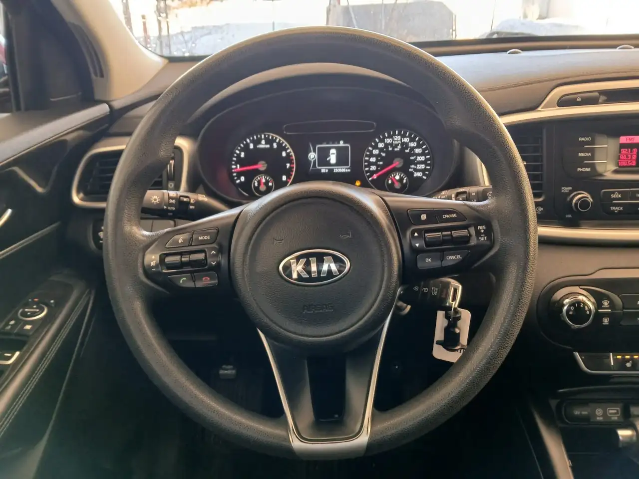 Kia Sorento photo Kia Sorento