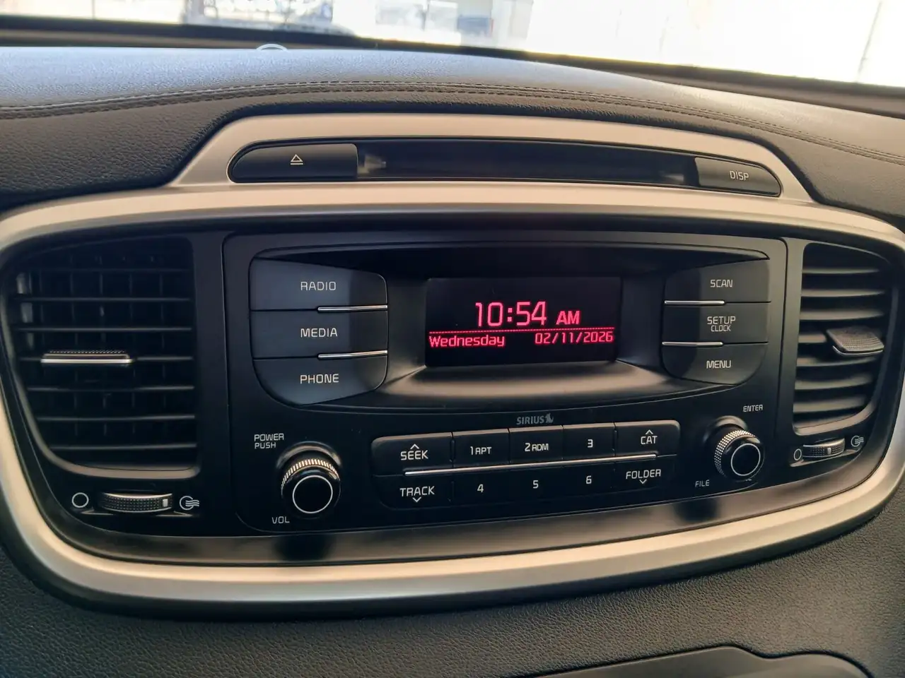 Kia Sorento photo Kia Sorento