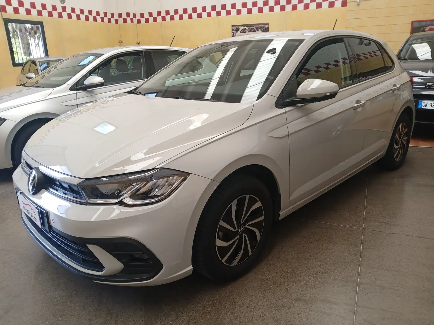Volkswagen Polo Polo VI 2022 1.0 evo Life 80cv Beige - 1