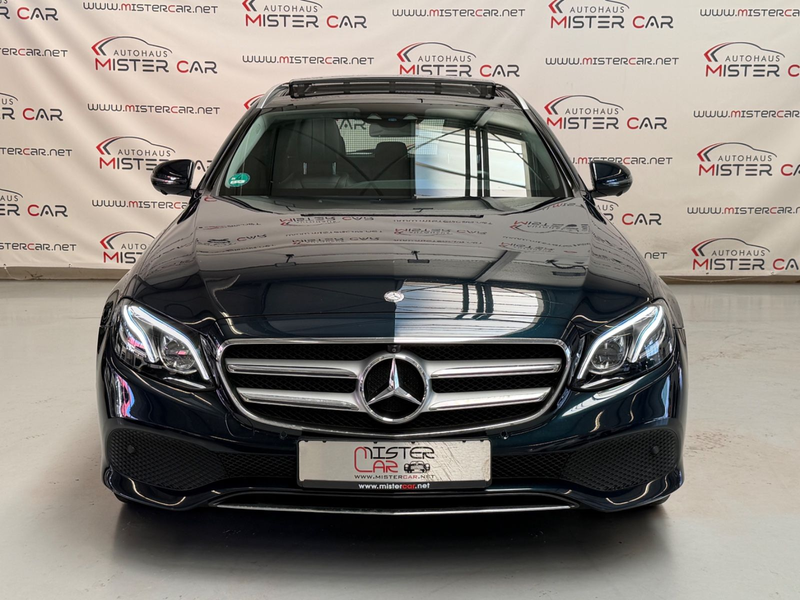 Mercedes-Benz E 400 T 4Matic PANO/LED/HUD/360/LUFT/KEY/BURM/18 — photo 10