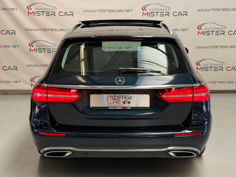 Mercedes-Benz E 400 T 4Matic PANO/LED/HUD/360/LUFT/KEY/BURM/18 — photo 9