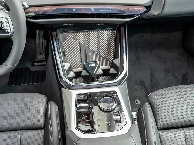 BMW X3 view 7