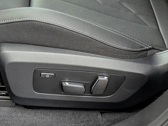 BMW X3 view 13