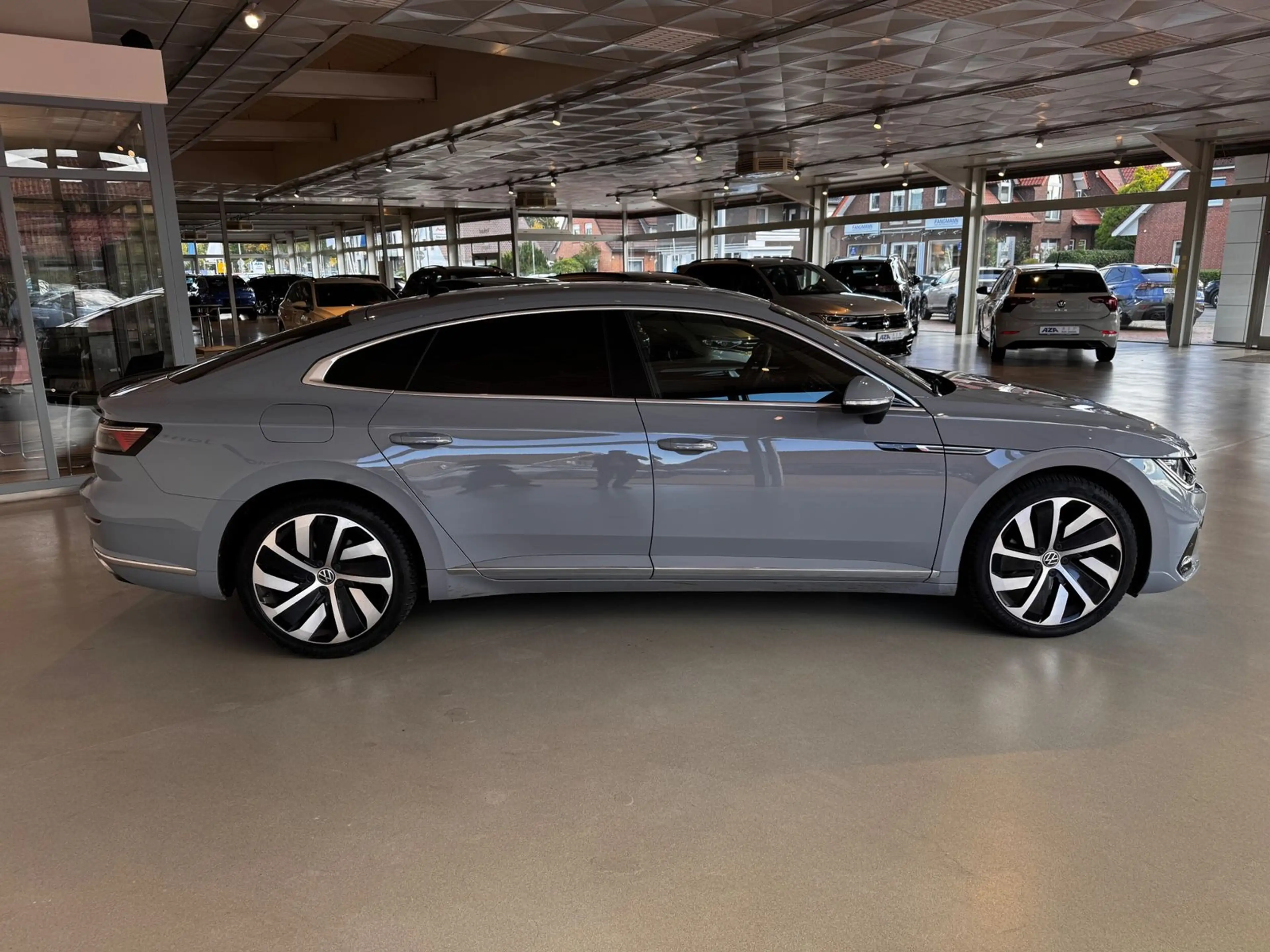 Volkswagen Arteon *R-Line*2.0 TSI *DSG*Navi*LED*RFK*3-Z. 2H — photo 9