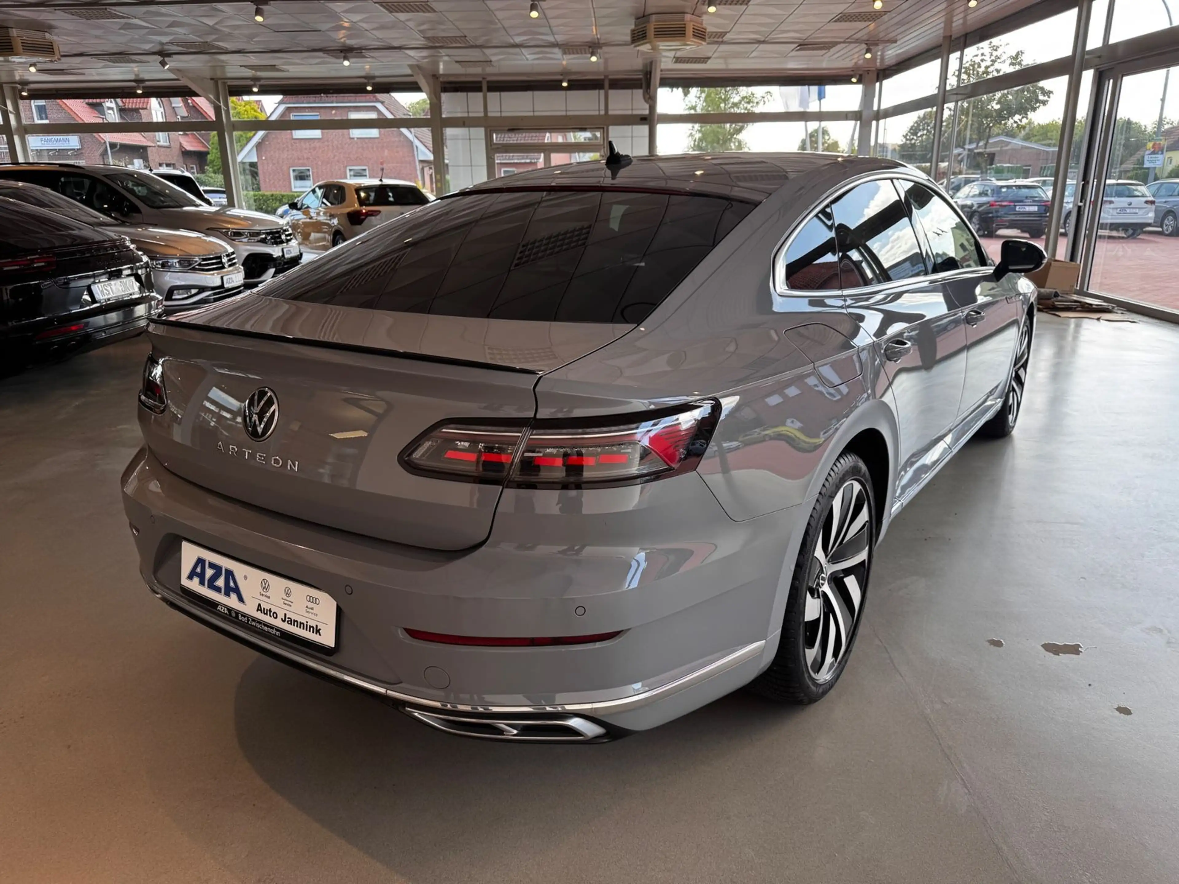 Volkswagen Arteon *R-Line*2.0 TSI *DSG*Navi*LED*RFK*3-Z. 2H — photo 8