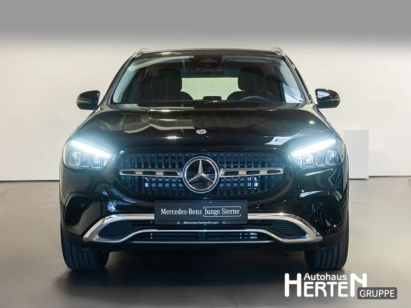 Mercedes-Benz GLA 180 +PROGRESSIVE+LED+R-KAMERA+WINTER-P.+DAB Schwarz - 2