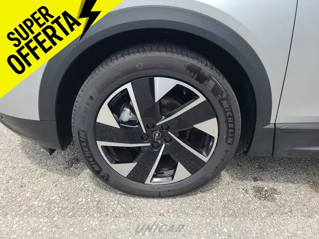 Opel Grandland view 9