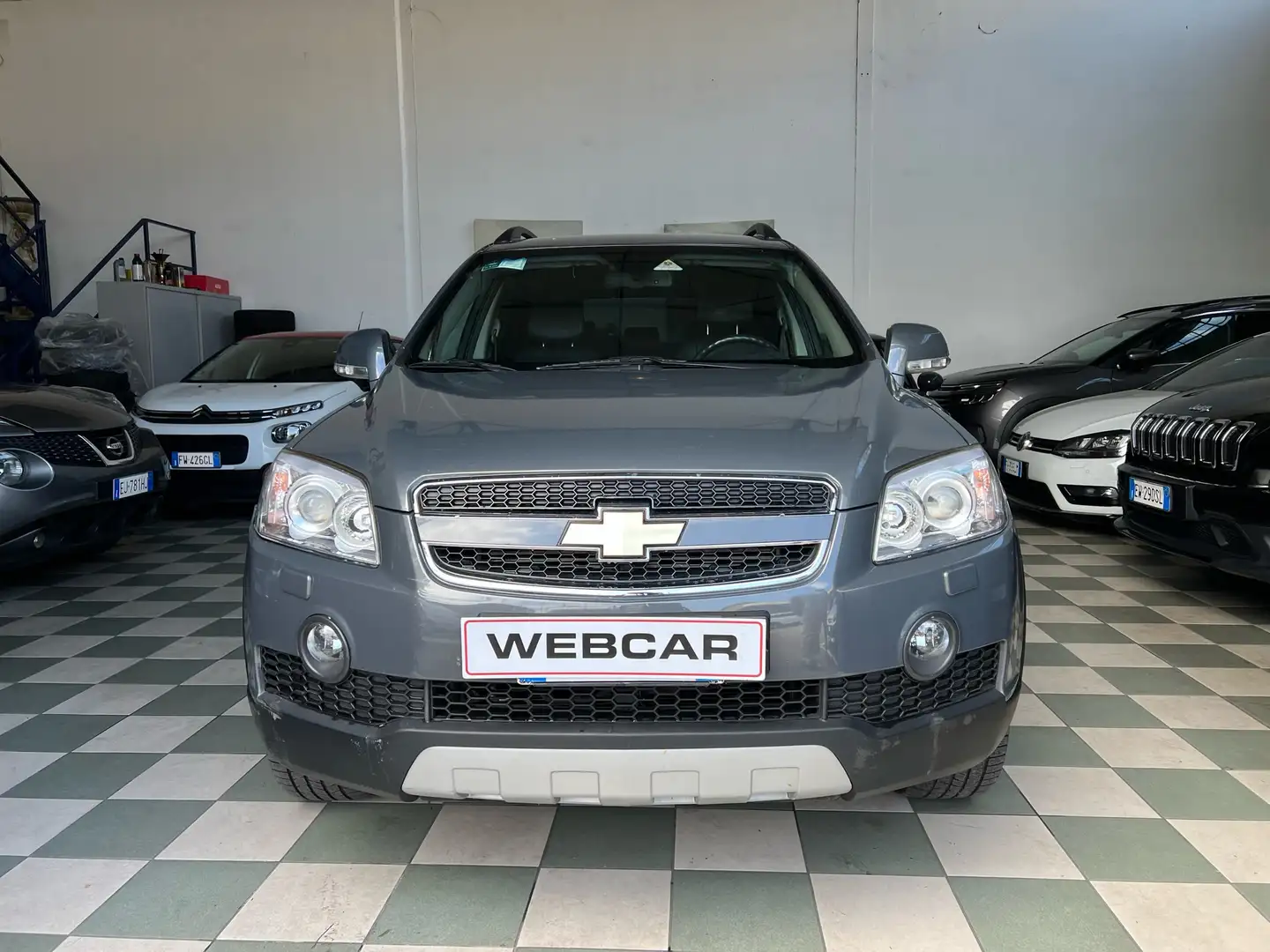 Chevrolet Captiva 2.0 LTZ 150cv auto Grey - 2