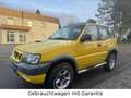 Nissan Terrano 2,4 Fun 4x4 TÜV NEU Garantie LPG Jaune - thumbnail 1