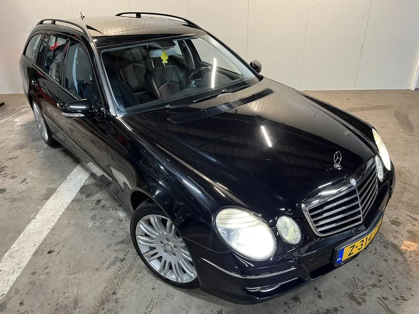 Mercedes-Benz E 320 Estate CDI Avantgarde 4-Matic Turbo defect Fekete - 2