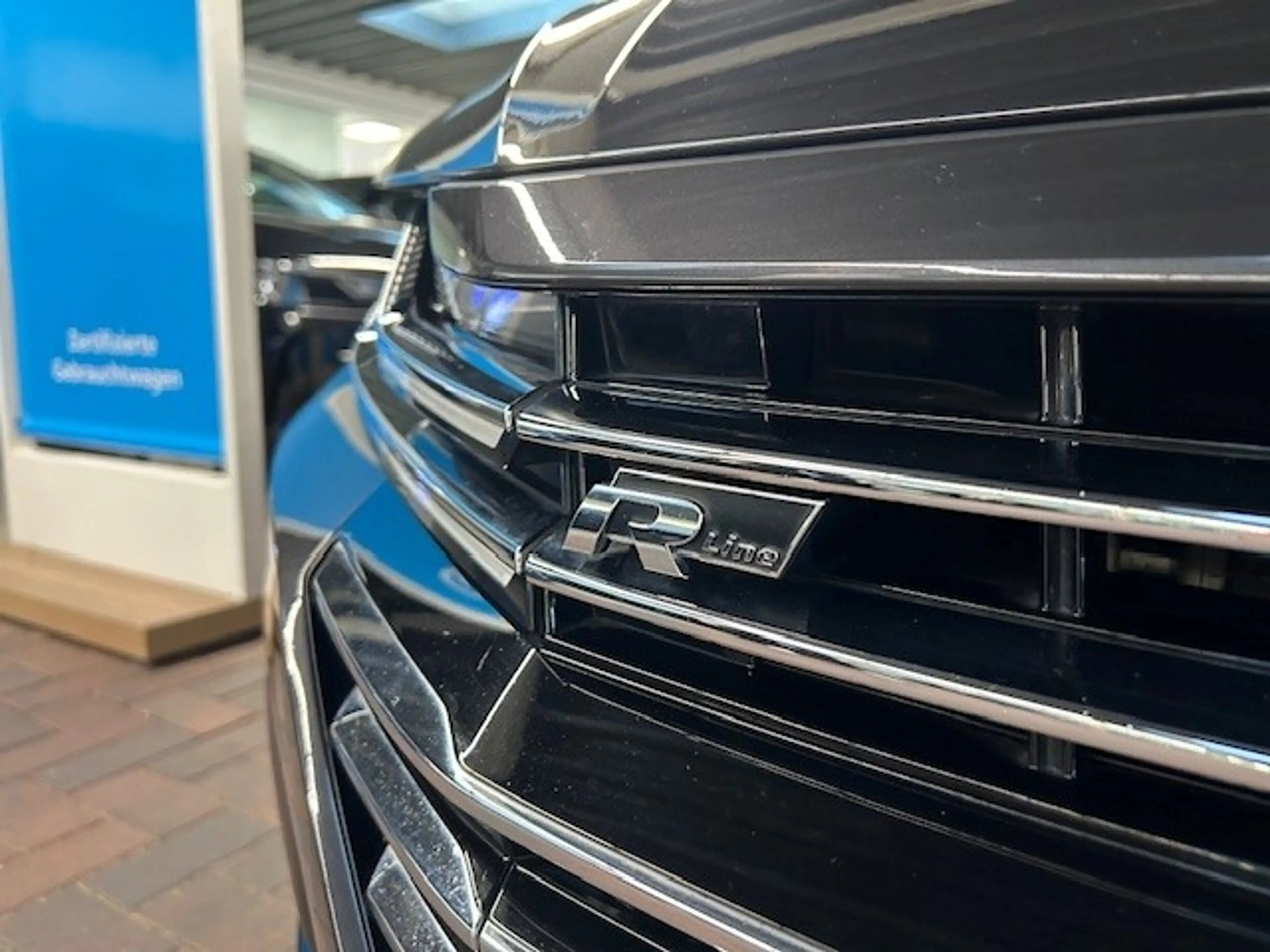 Volkswagen Arteon R-Line 2.0 TSI DSG R-Line AHK-klappbar Leder LED e — photo 15