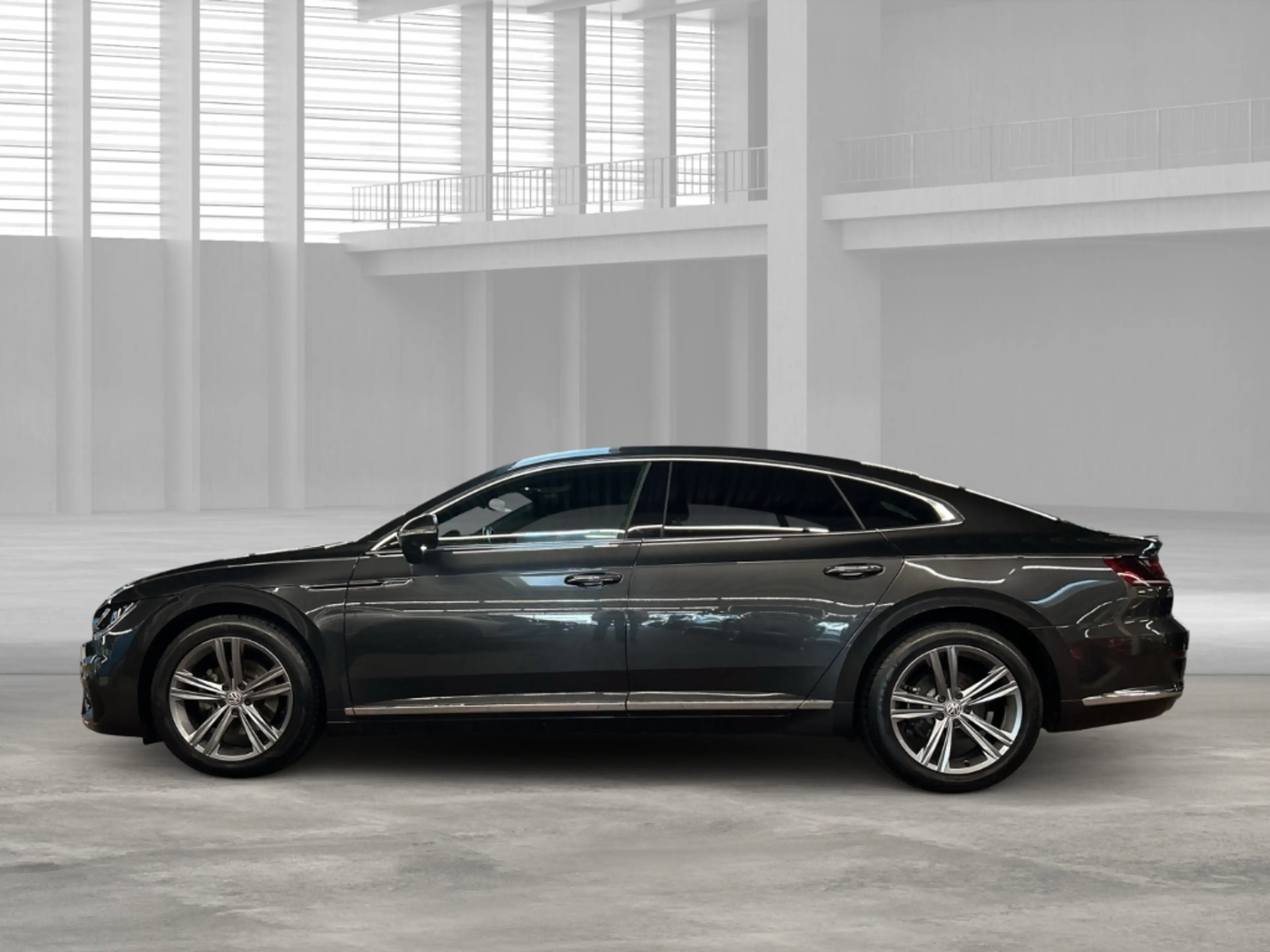 Volkswagen Arteon R-Line 2.0 TSI DSG R-Line AHK-klappbar Leder LED e — photo 2