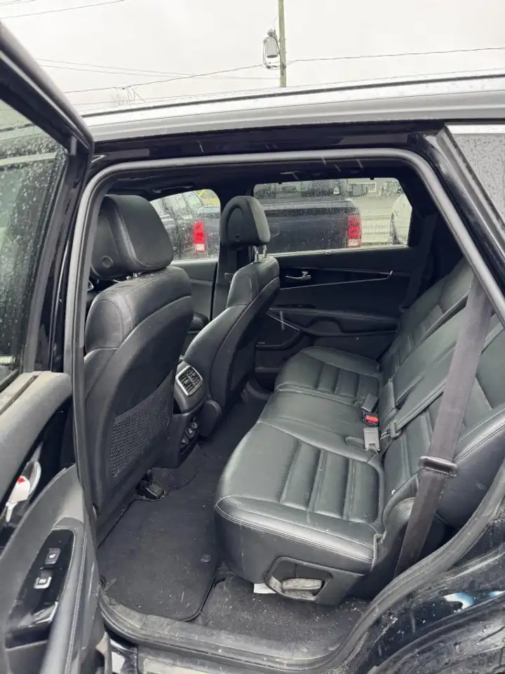 Kia Sorento снимка Kia Sorento