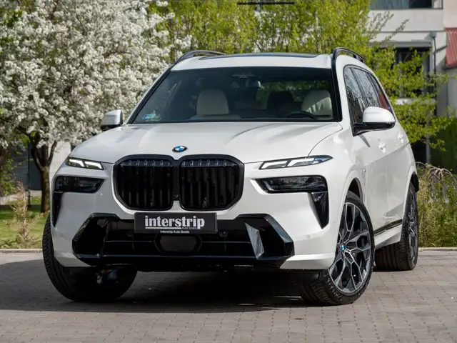 BMW X7 main image