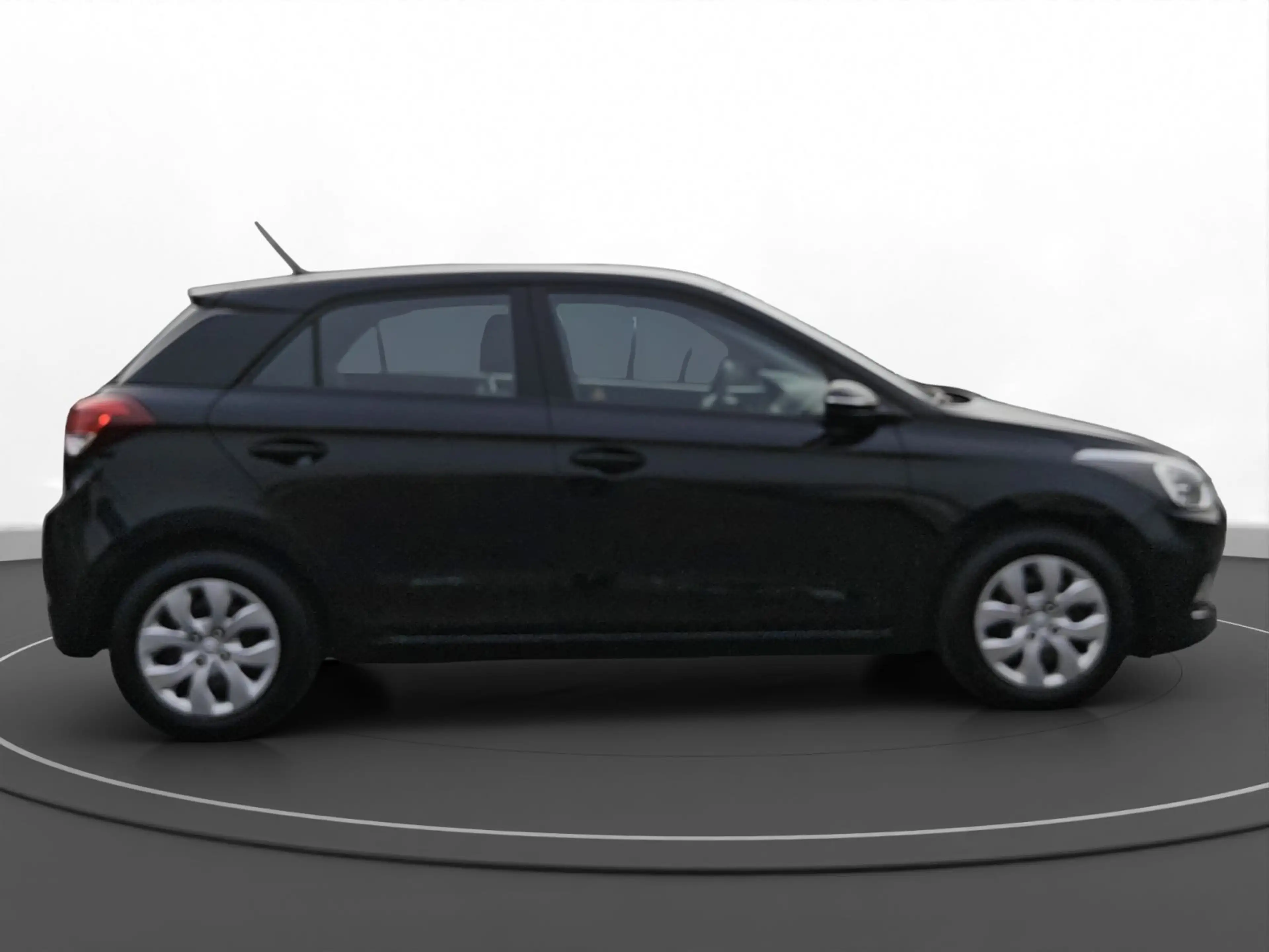 Hyundai i20 1.4l Trend Automatik Einparkhilfe Sitzheizun — photo 4