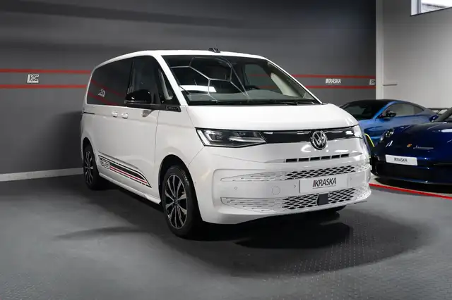 Volkswagen Multivan view 6