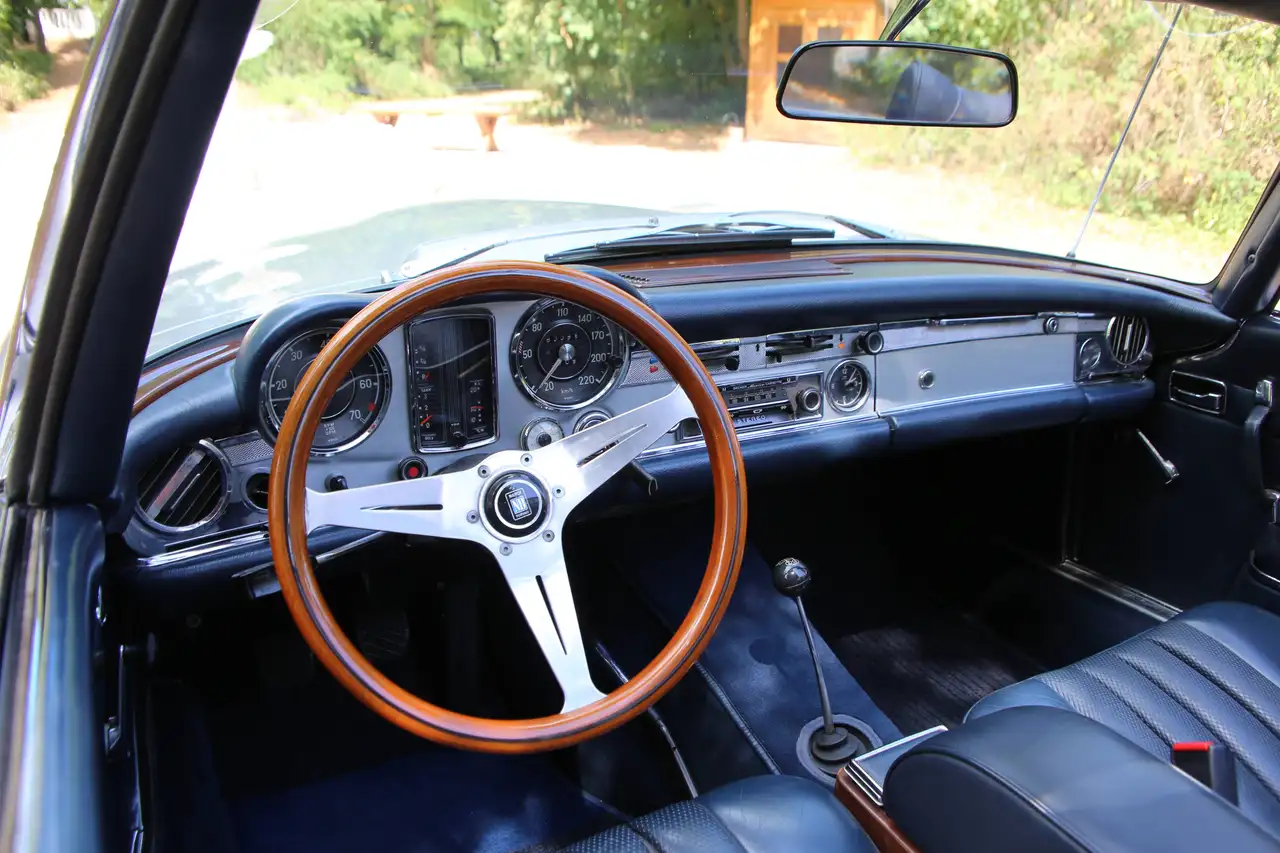 Mercedes-Benz SL 280 Pagode W 113, foto 11