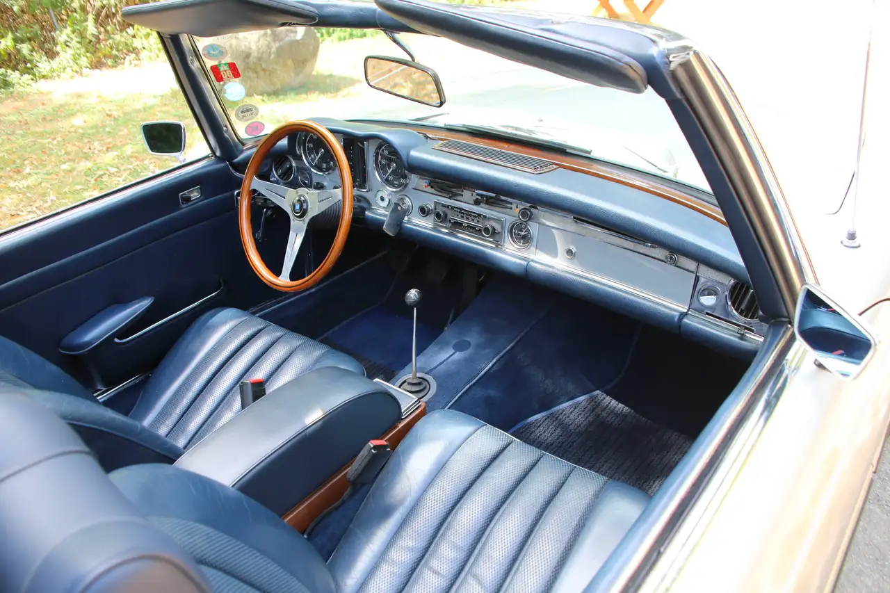 Mercedes-Benz SL 280 Pagode W 113, foto 12