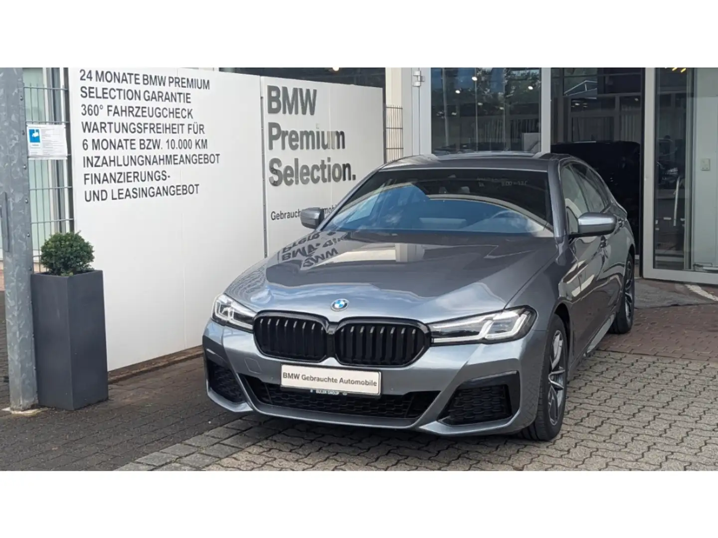 BMW 530 d xDrive M-Sport AHK Navi Leder HIFI El. Heckklapp Bleu - 2
