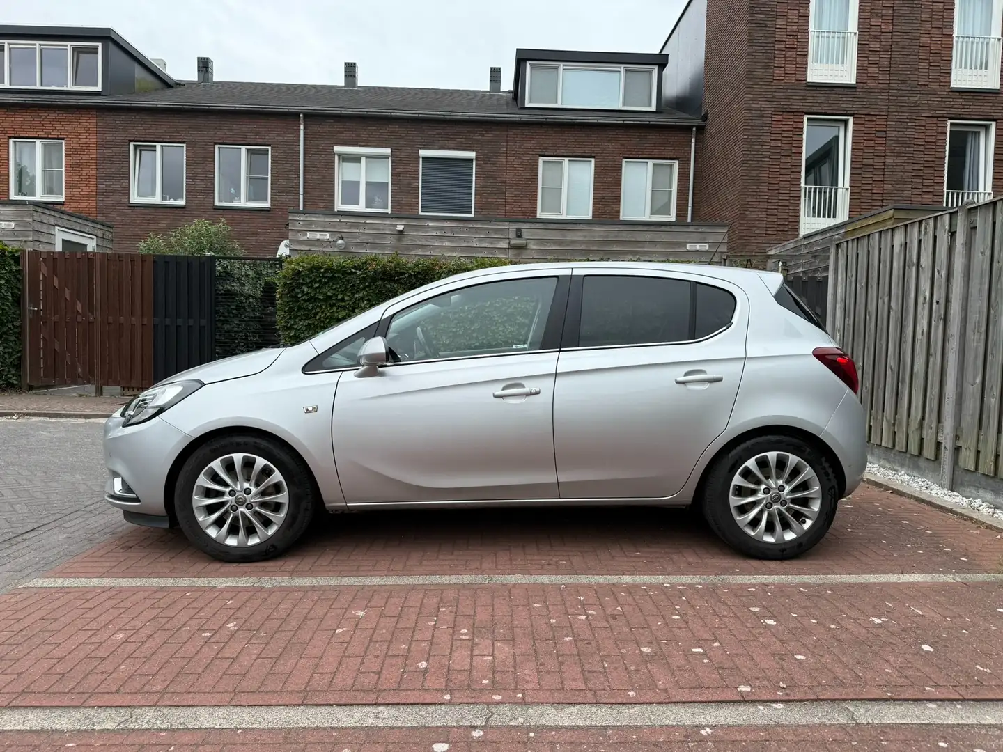 Opel Corsa Corsa 1.0 Turbo Innovation Zilver - 2