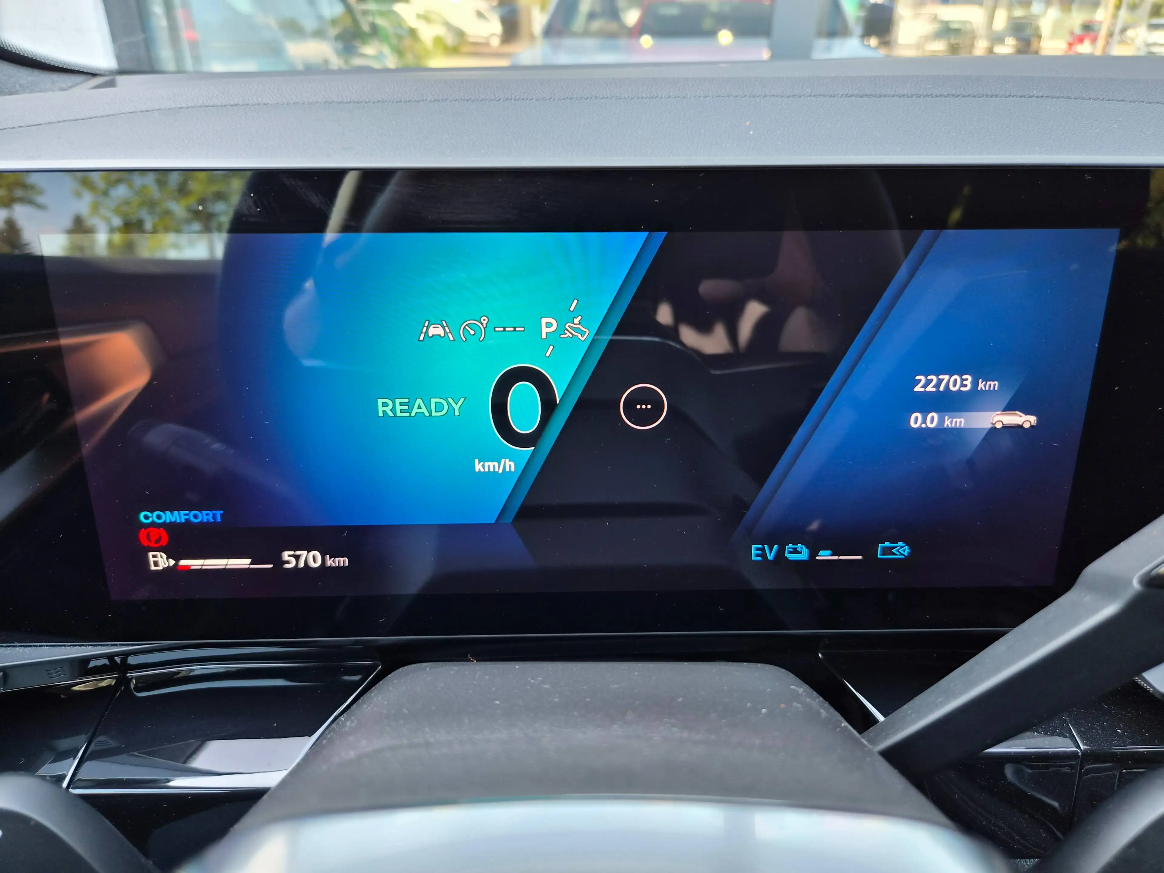 Renault Austral E-TECH TECHNO FULL HYBRID 200 — photo 8