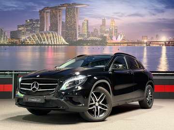 GLA180 Urban Trekhaak|Keyless|Camera|Sfeerverlicht
