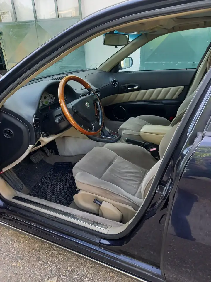 Alfa Romeo 166 2.5 V6 24v, foto 5