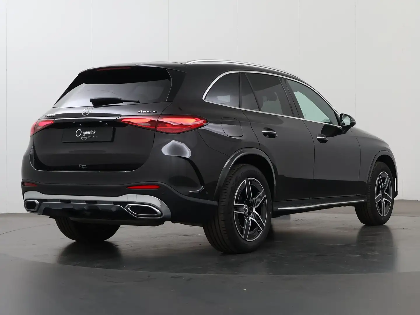 Mercedes-Benz GLC 300 300e 4MATIC AMG Line | Premium plus | Meesturende Gris - 2