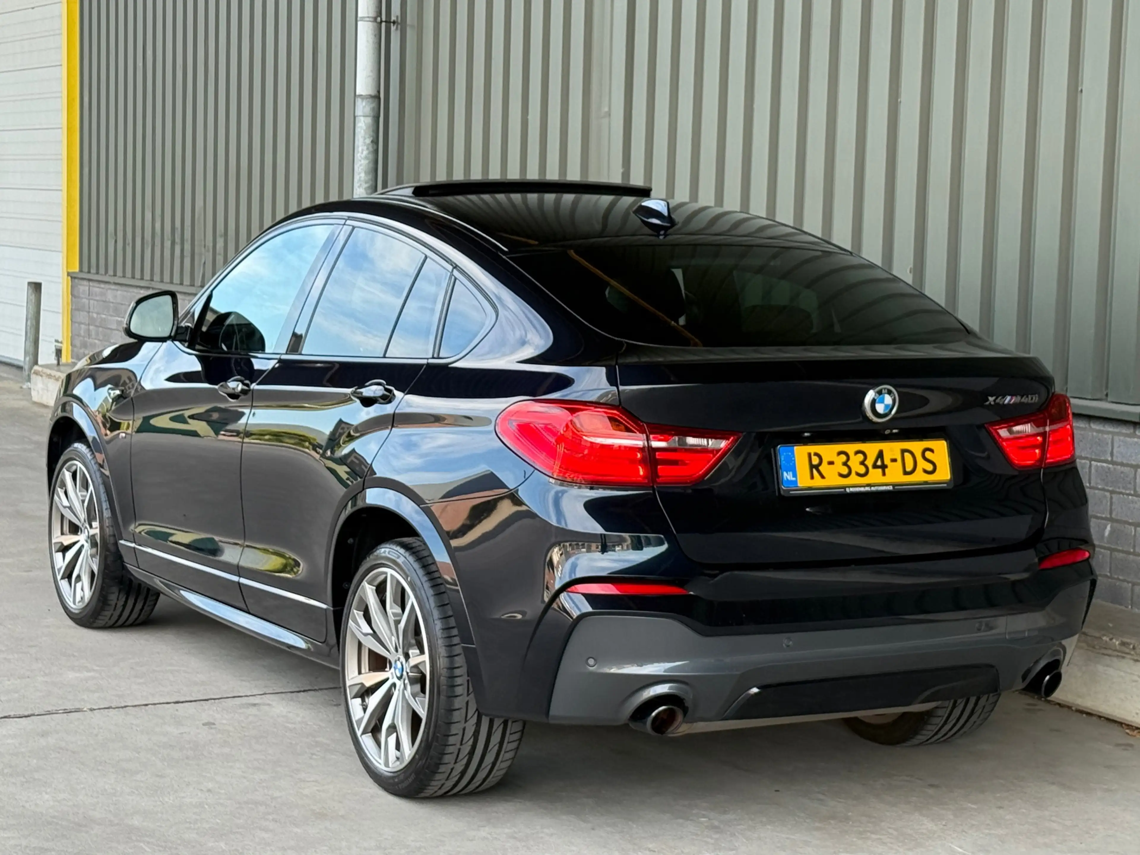 BMW X4 M40i Centennial High Executive / Full option / Pan — photo 6