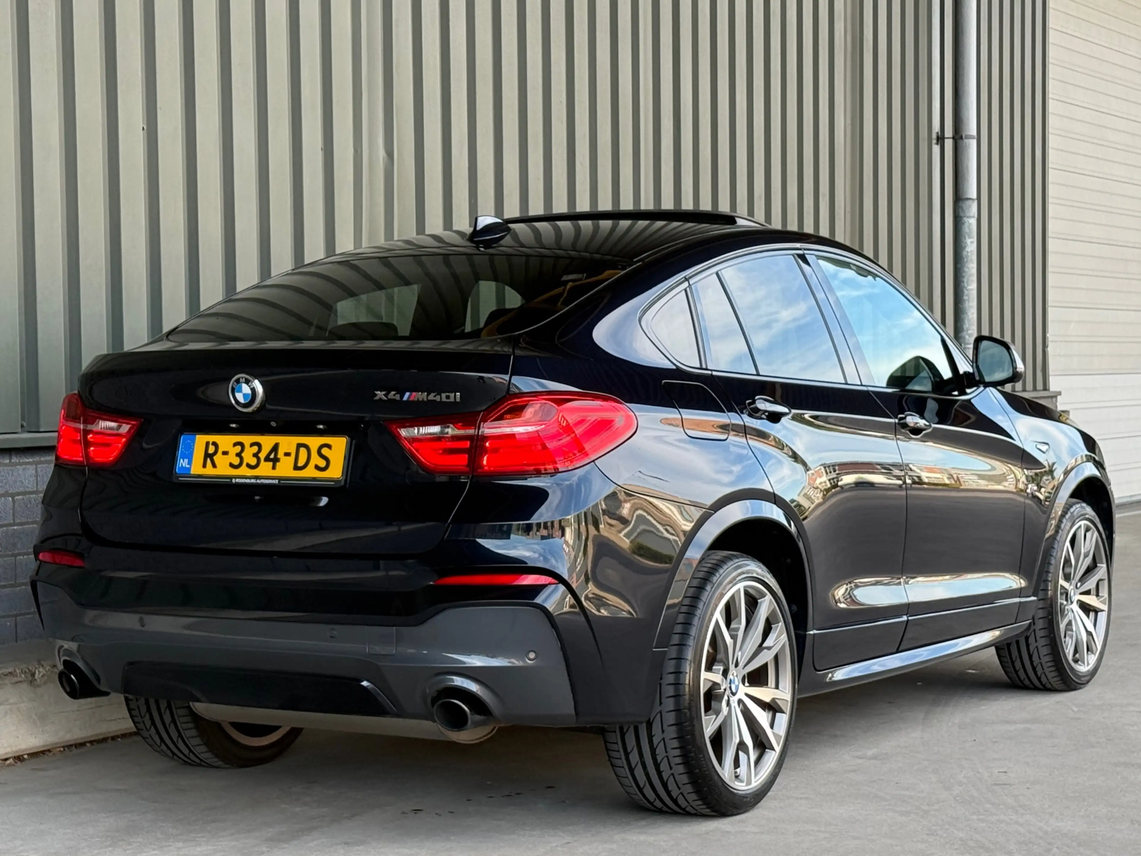 BMW X4 M40i Centennial High Executive / Full option / Pan — photo 5