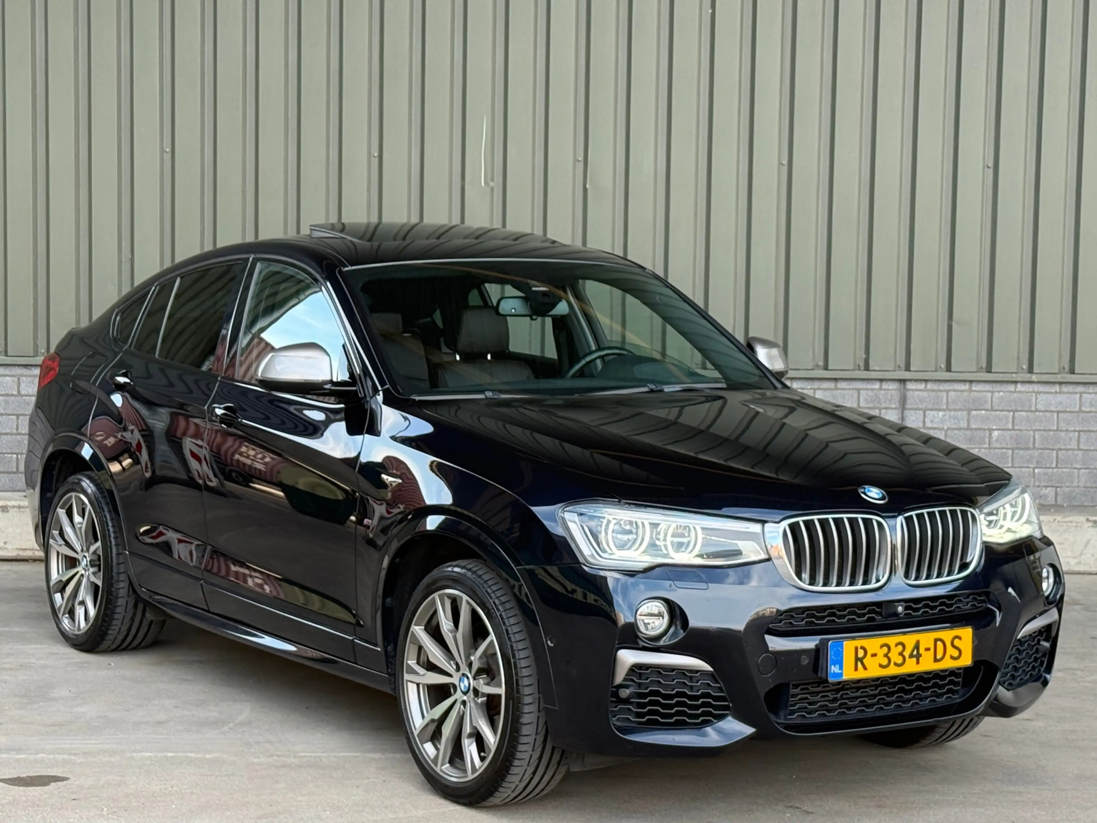 BMW X4 M40i Centennial High Executive / Full option / Pan — photo 2