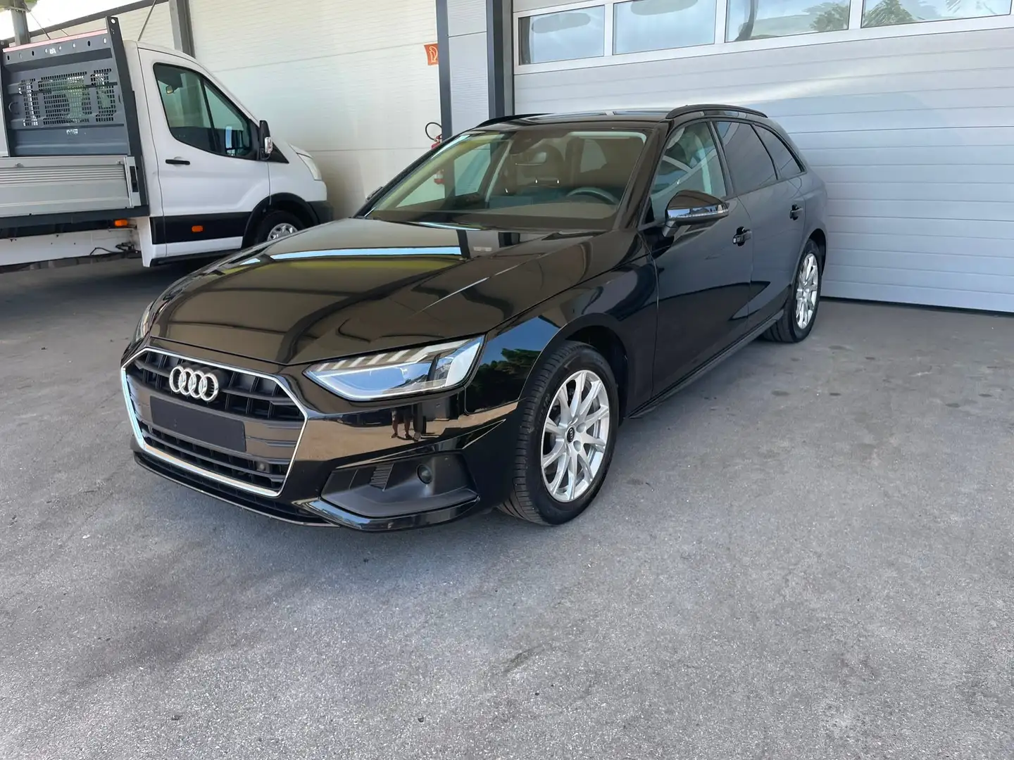 Audi A4 Avant 35 TDI S-tronic LED/LEDER/NAVI/ASSIST./17'' Schwarz - 2
