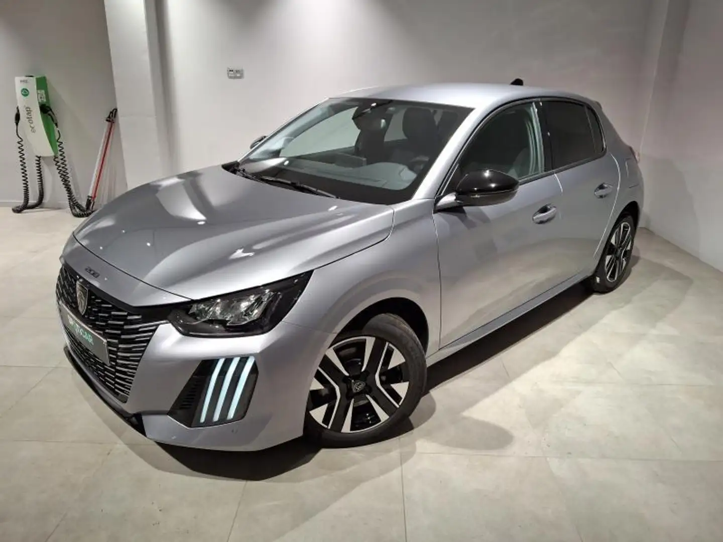 Peugeot 208 II & e- Allure Gris - 1