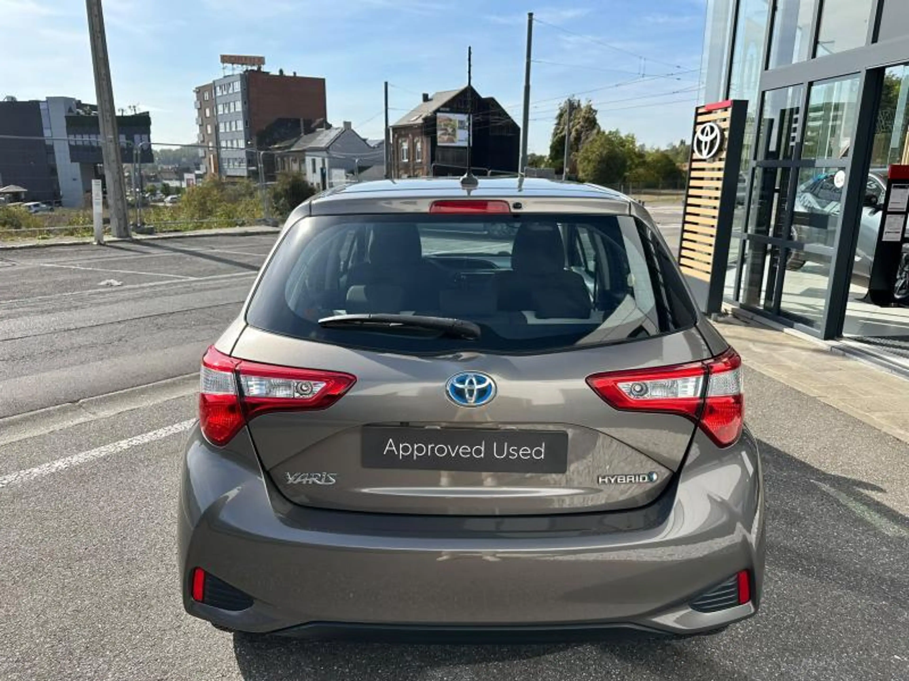 Toyota Yaris Comfort & Pack Y-CONIC — photo 6
