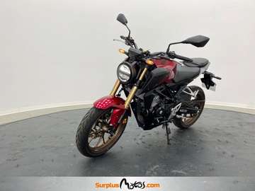 CB 125 R