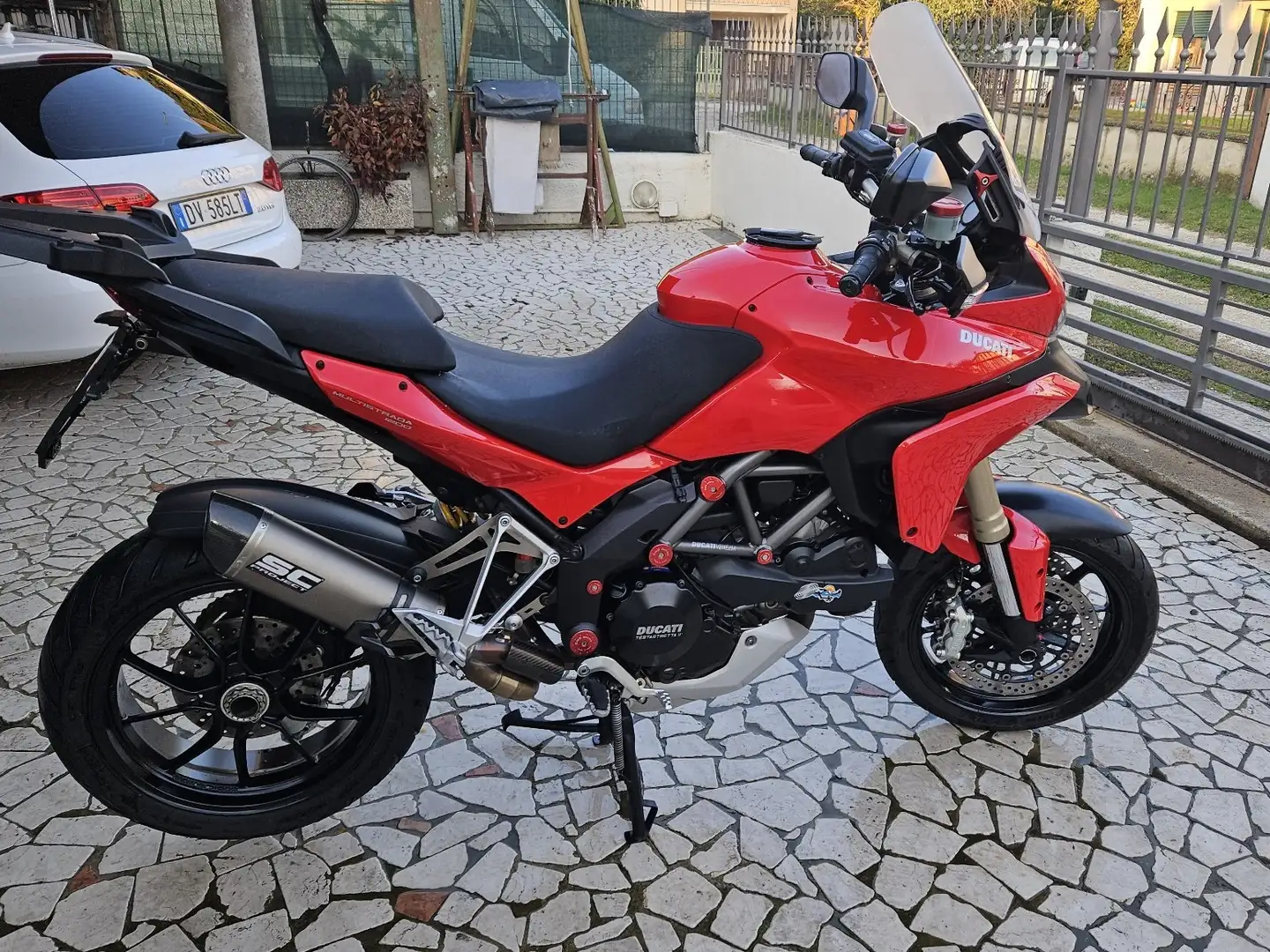 Ducati Multistrada 1200 Roşu - 1
