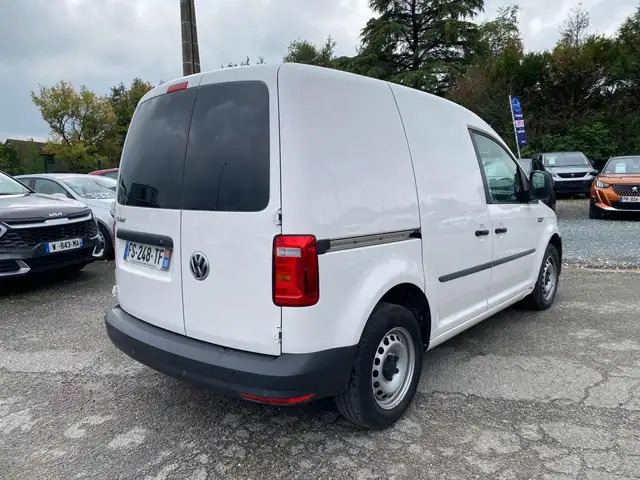 Volkswagen Caddy view 4