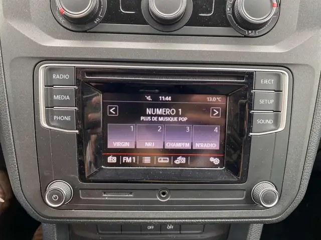 Volkswagen Caddy view 12