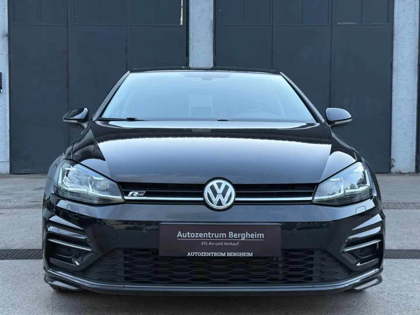Volkswagen Golf 2.0TDI R-Line / Dynaudio/ Rückfahrkamera Schwarz - 2