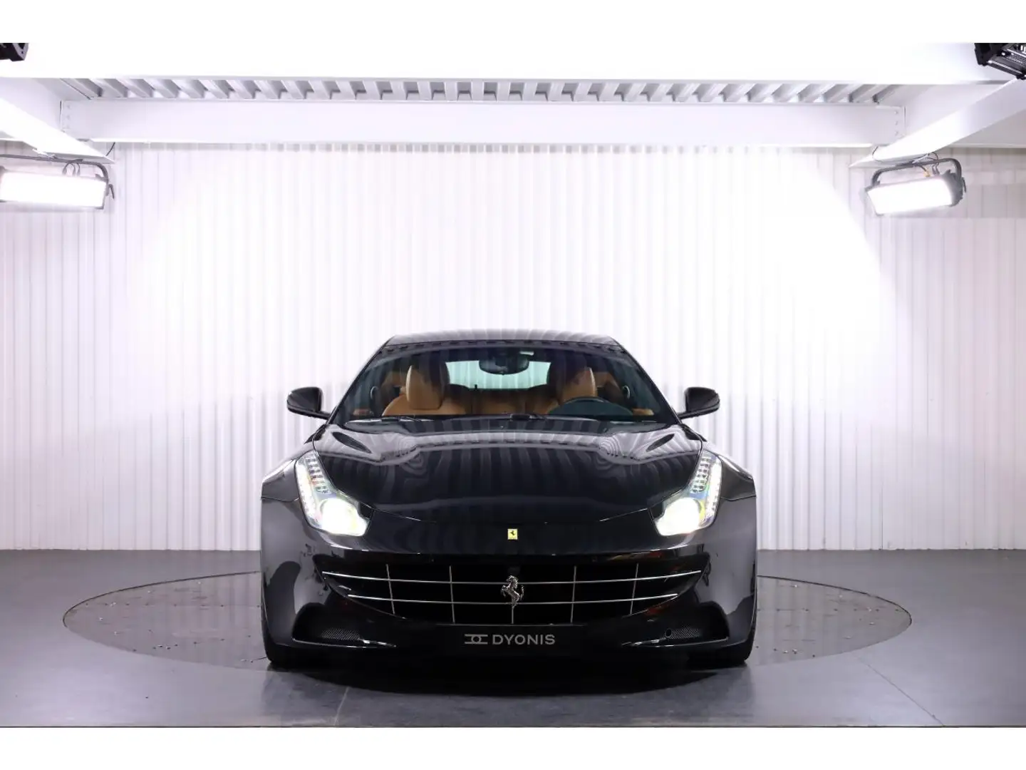 Ferrari FF 6.3L V12 660CV Schwarz - 2