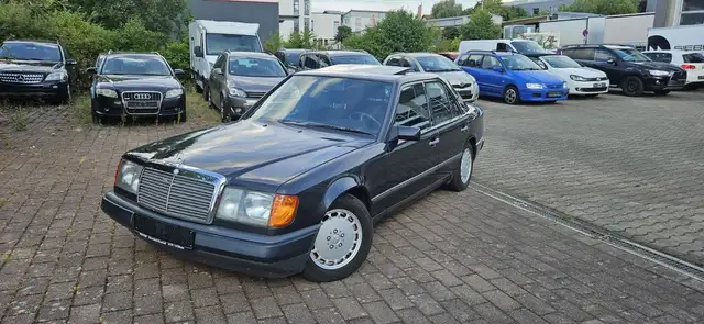 Mercedes-Benz 230 H Kennzeichen
