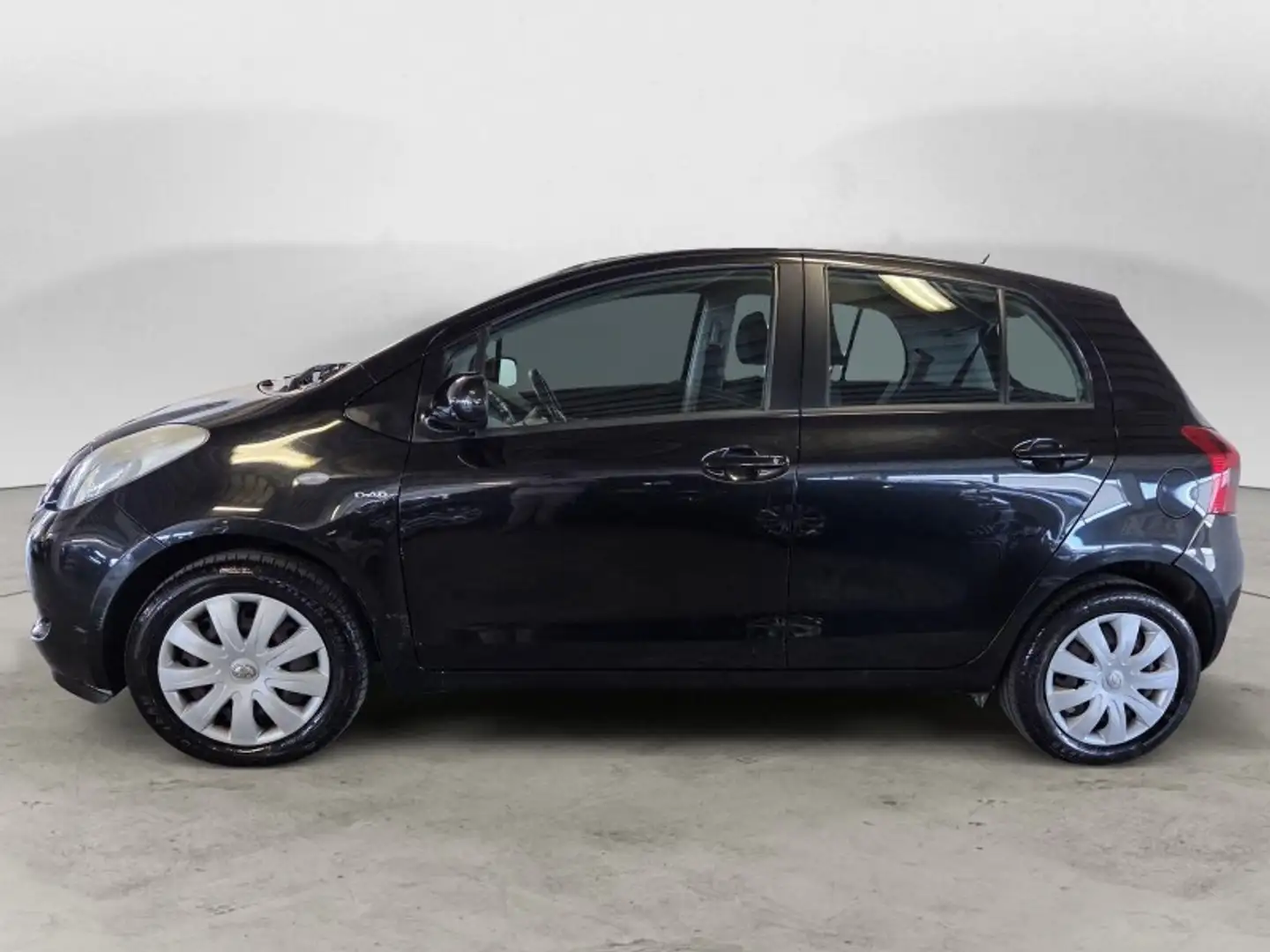 Toyota Yaris 1.4 D-4D 5p. Navi Nero - 2